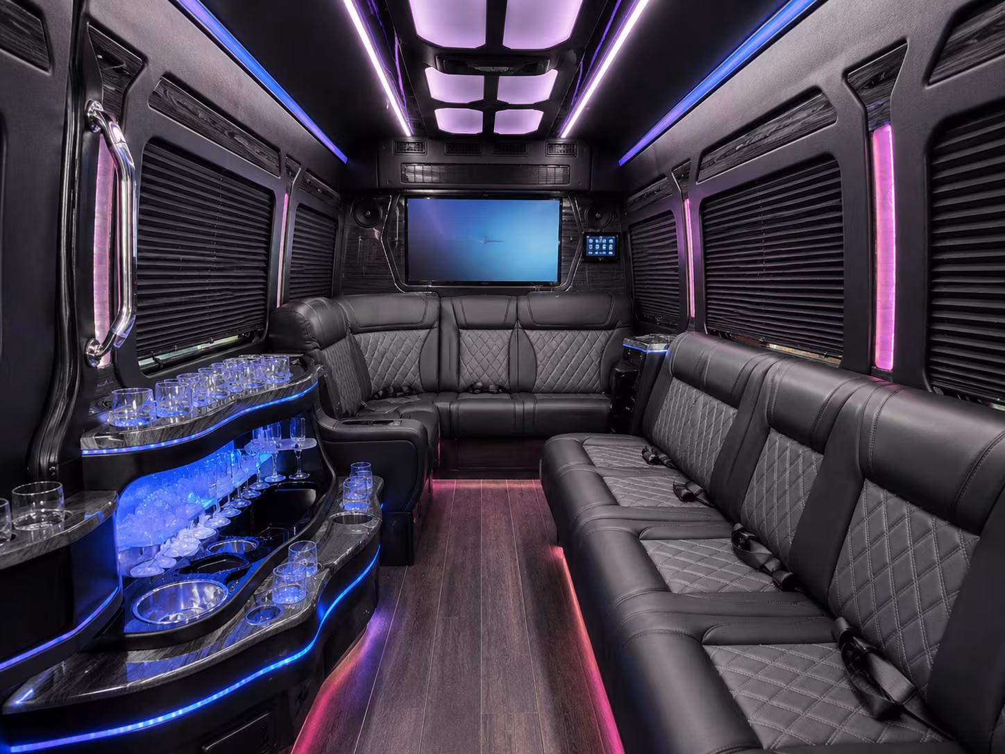 airport transfers between pueblo colorado springs and denver