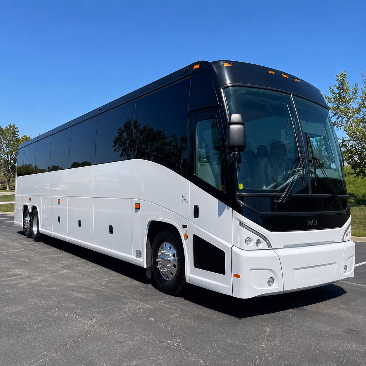charter buses to csu pueblo thunderwolves football and basketball games