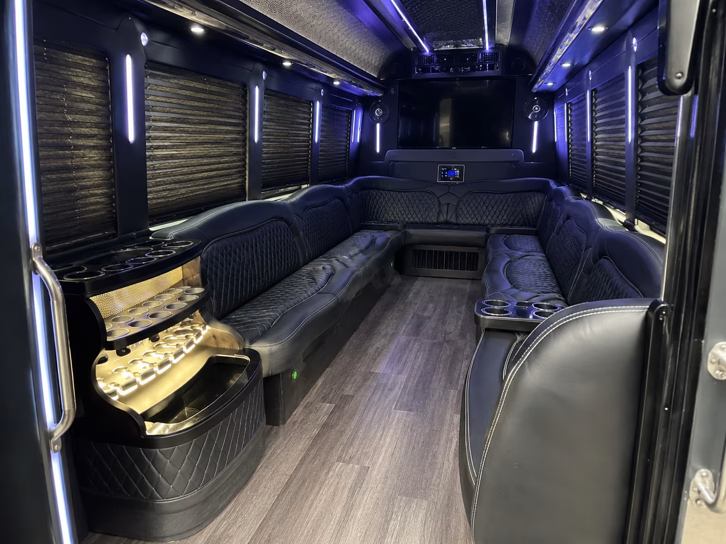 party buses and minibuses to colorado state fair grandstand concerts